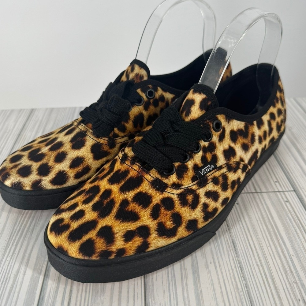 Vans Leopard Print Black Low Top Sneakers Women's 8 Men's 6.5 UNISEX NEW